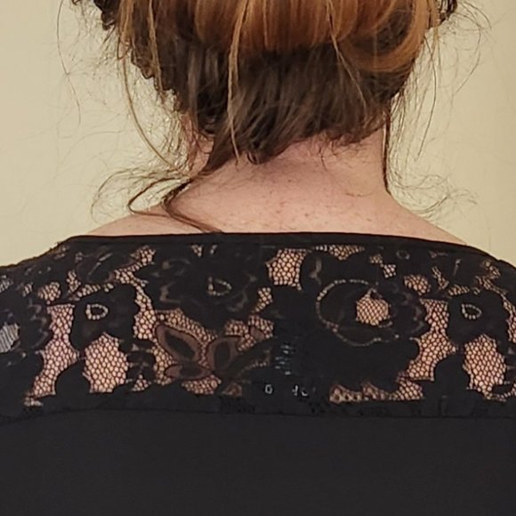 TORRID plus size Women's blouse, Size 00, Black, Peekaboo Shoulder, Lace - Picture 2 of 5